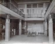 Pathé Palace, Boulevard Anspach 85, Bruxelles, café du premier étage (© Fondation CIVA Stichting/AAM, Brussels /Paul Hamesse)